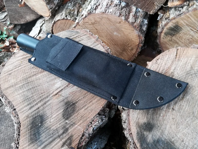 L'étui du Cold Steel Bushman