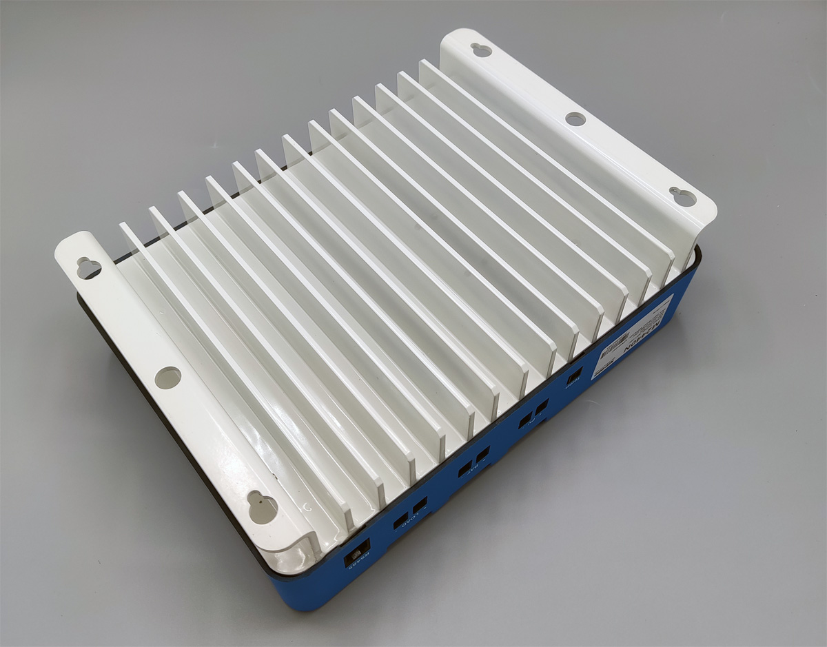 Dissipateur thermique du régulateur