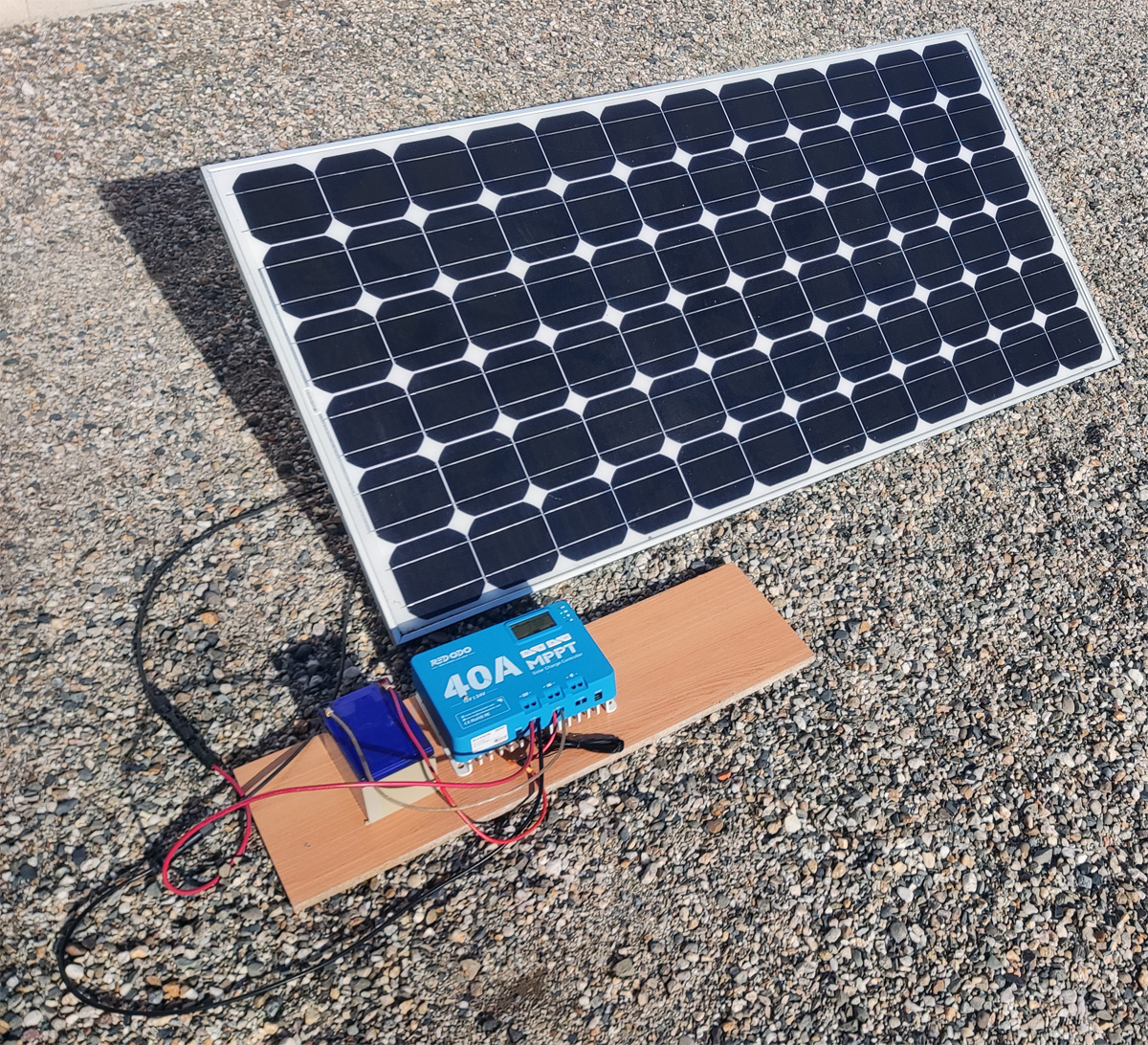 Régulateur Redodo, panneau solaire et batterie