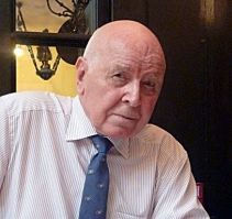 Le mercenaire Rolf Steiner est-il vivant ?