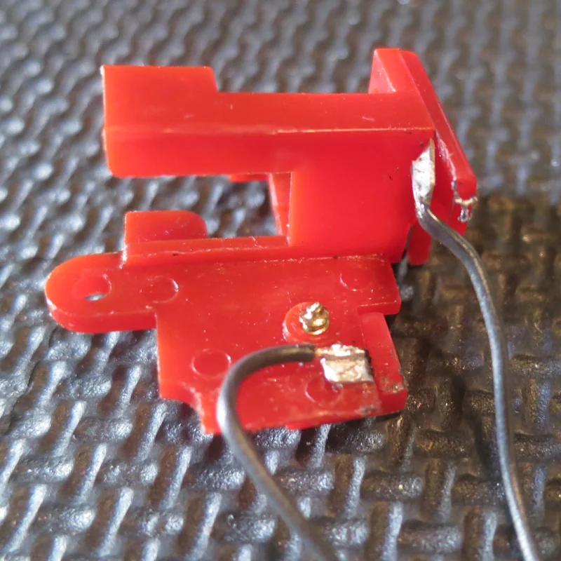 Cable du Mosfet soudé au contacteur