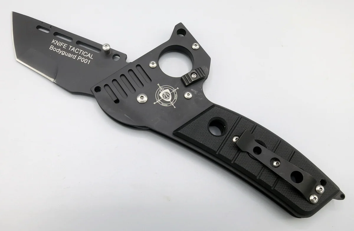 Couteau de combat P001, ouvert