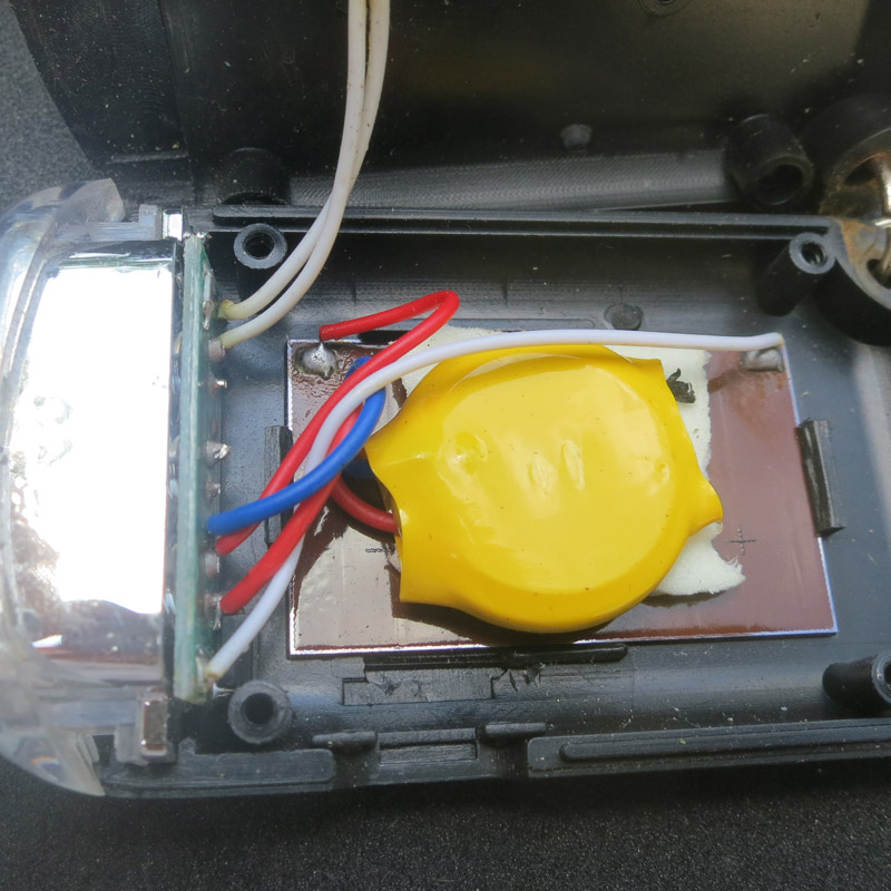 La lampe démontée